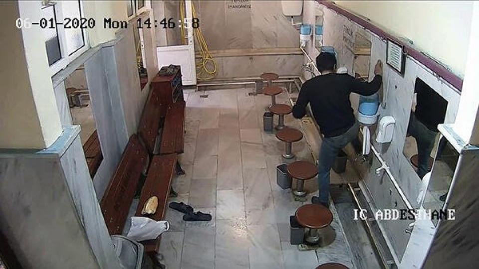 Beykoz’da pes dedirten hırsızlık: Caminin musluklarını saniyeler içinde çaldı