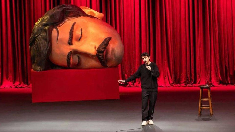 FEYZULLAH AKDAĞ / Deniz Göktaş’a Gülmenin Psikolojisi