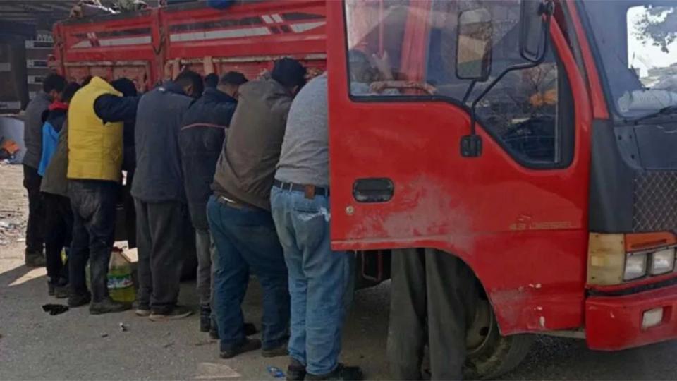 Depremi fırsat bilen yağmacılar böyle yakalandı
