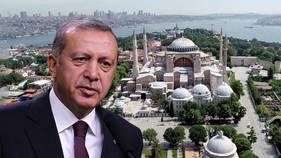 Erdoğan, Ayasofya’nın Diyanet İşleri Başkanlığı'na devredilerek ibadete açılmasına onay verdi