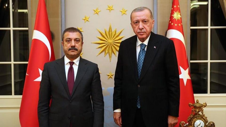 Her Taraf / Türkiye'nin habercisi / Erdoğan ve Şahap Kavcıoğlu görüştü; Merkez Bankası’nda 3 isim görevden alındı