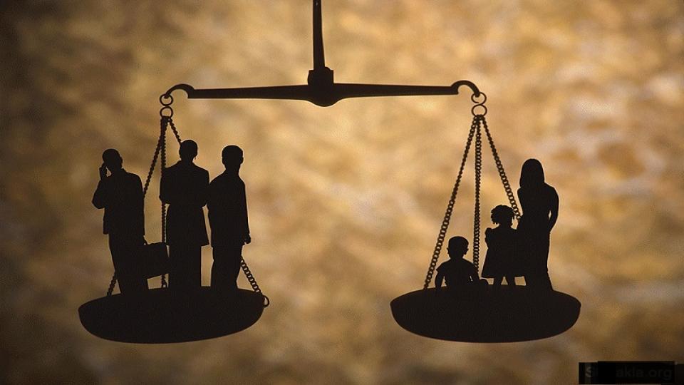 FAİZ, SOSYAL ADALET VE ANAYASA | AYHAN BİLGEN