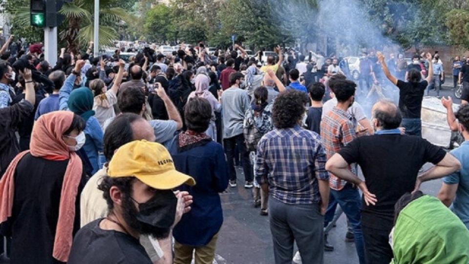 İran'ın güneydoğusundaki Zahidan kentinde ülke yönetimine karşı gösteri düzenlendi
