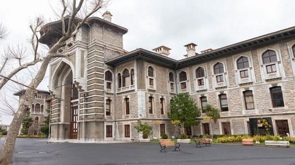 İstanbul Erkek Lisesi soruşturması: Okul müdürü açığa alındı