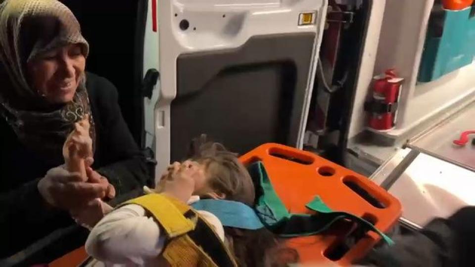 Küçük Fatma, 61 saat sonra sağ kurtarıldı