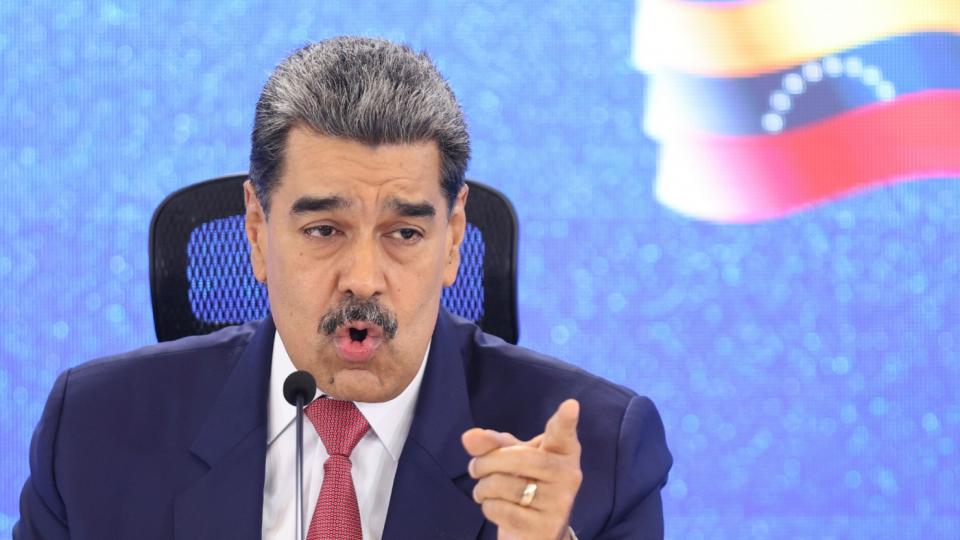 Maduro'dan işgal propagandasına anayasal önlem