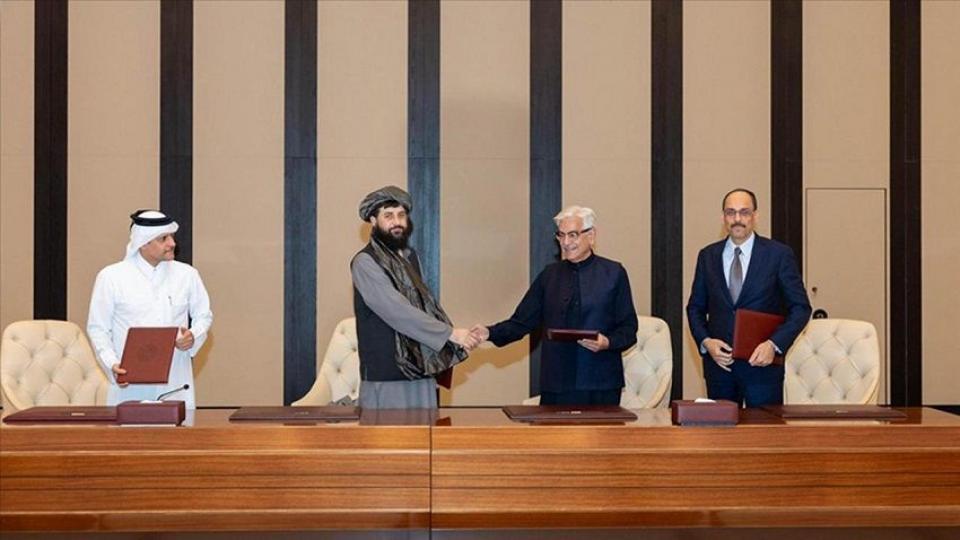 Pakistan ve Afganistan arasında ateşkes